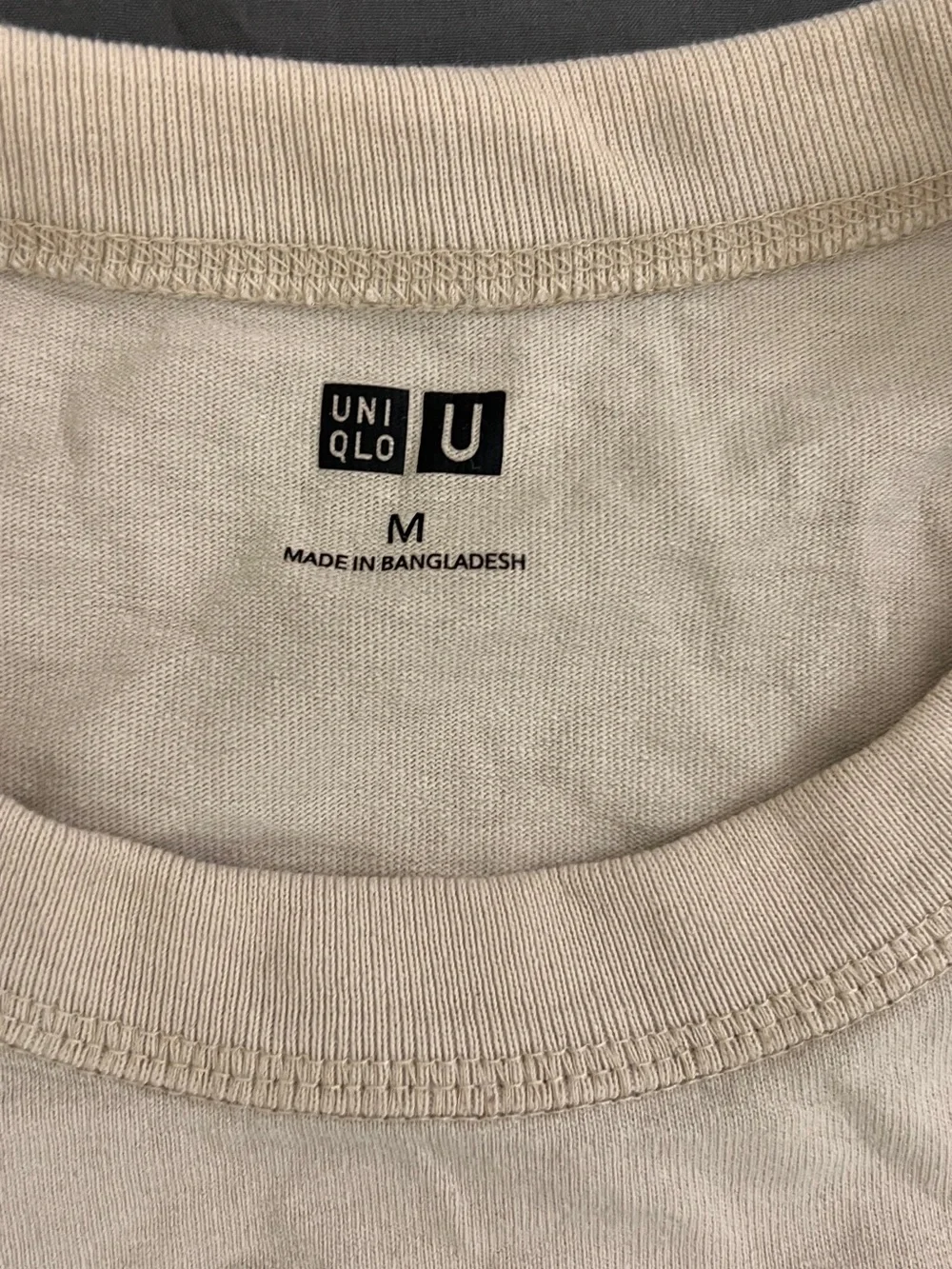 UNIQLO U Men’s Crew Neck Short Sleeve T-Shirt Beige Size M Minimalist Basic Tee